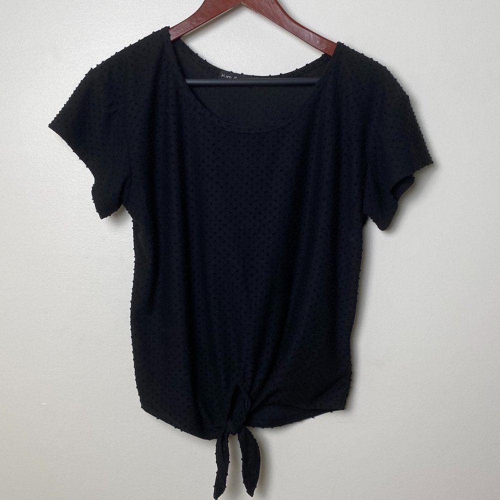 Kim & Cami black tshirt tie front size M